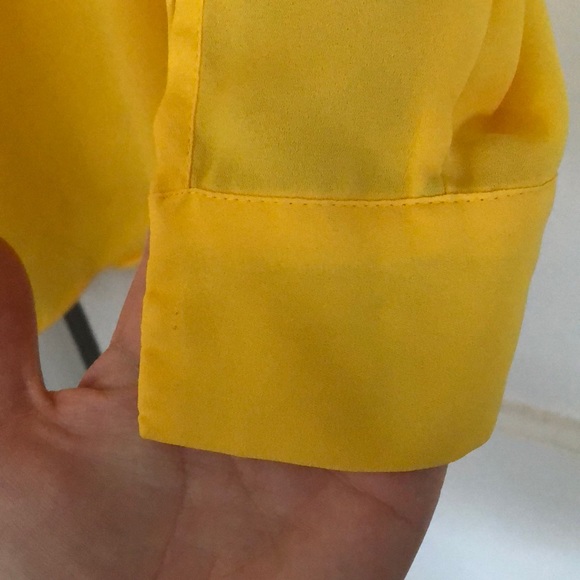 Vince Camuto Yellow Blouse - Picture 4 of 4